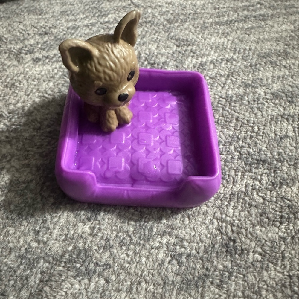 Barbie Club Honey The Dog Accessory Limited Edition With Purple Dog Bed